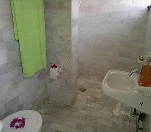 https://orquideas-hostel.quintano-roohotels.com